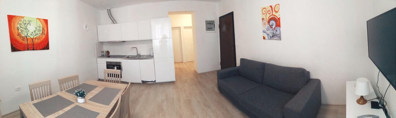 Apartments B&M Sežana エクステリア 写真