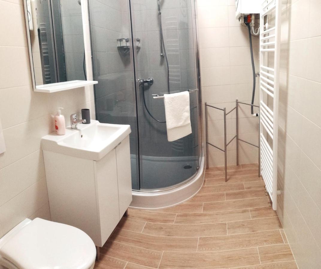 Apartments B&M Sežana エクステリア 写真