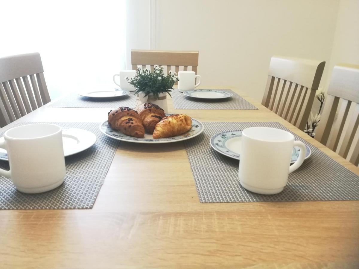 Apartments B&M Sežana エクステリア 写真