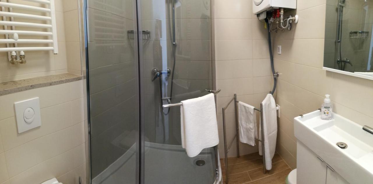 Apartments B&M Sežana エクステリア 写真